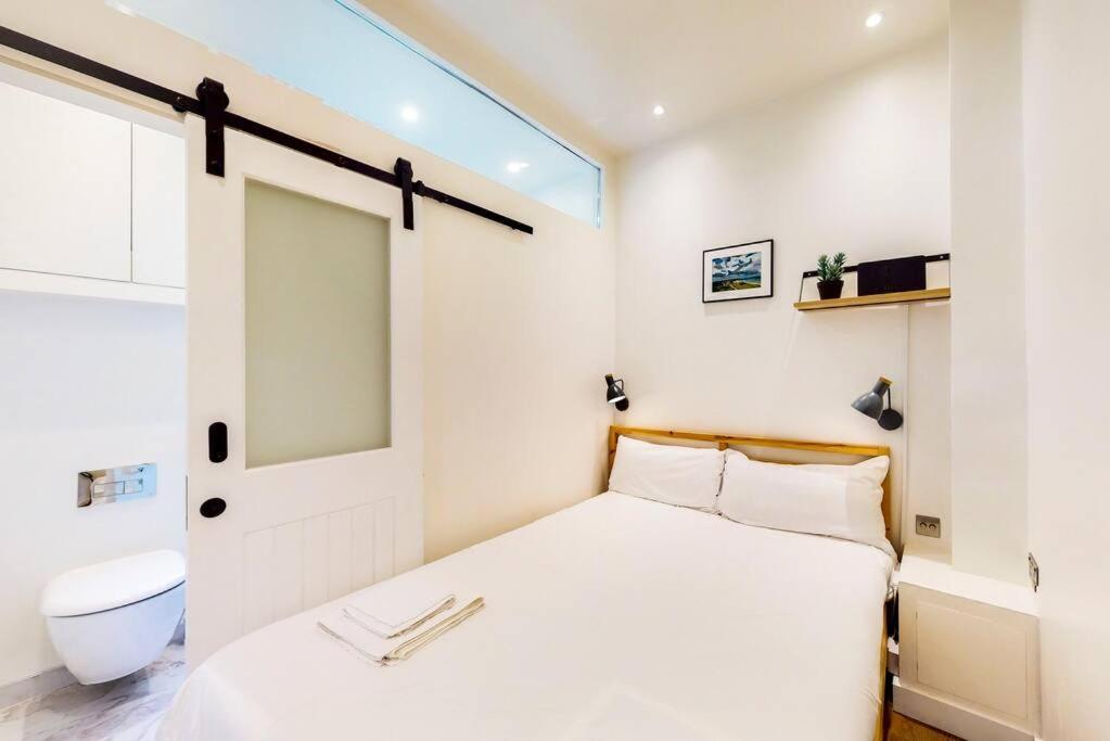Beautiful 1 Bedroom In Shepards Bush * Londres